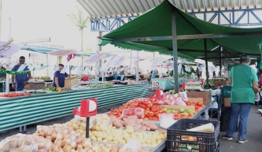 JUNDIAPEBA RECEBE MAIS DE 100 FEIRAS POR ANO