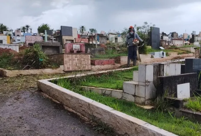 FERRAZ DE VASCONCELOS REALIZARÁ EXUMAÇÕES OBRIGATÓRIAS NO CEMITÉRIO CAMBIRI