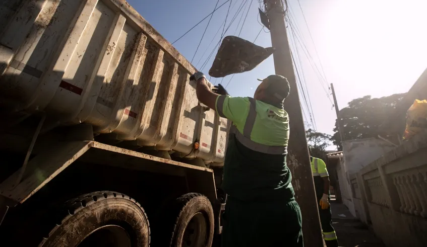 Operação Cata-Tranqueira atende quatro regiões de Jundiapeba neste sábado