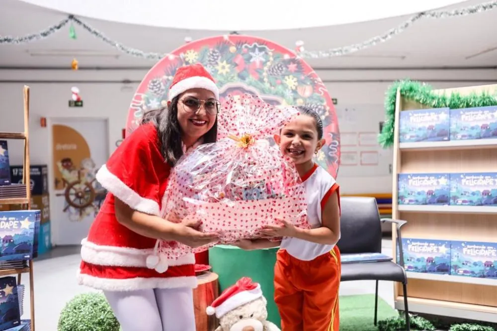 Guararema realiza Almoço de Natal na Rede Municipal de Ensino