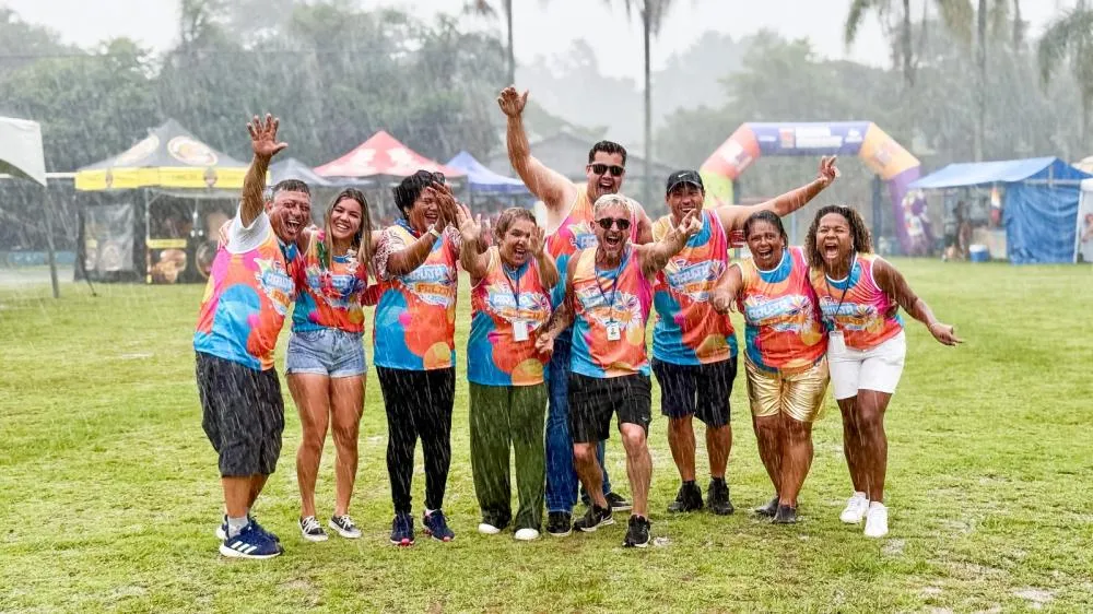 Arujá Folia 2026 reúne foliões no Complexo Esportivo Calango