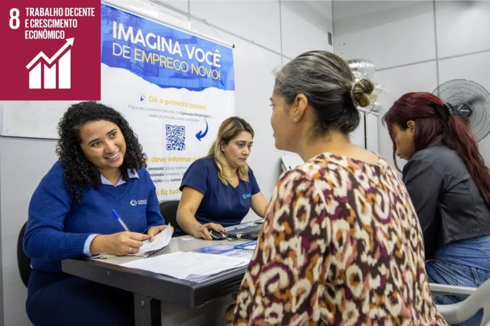 Logística lidera vagas em 2026