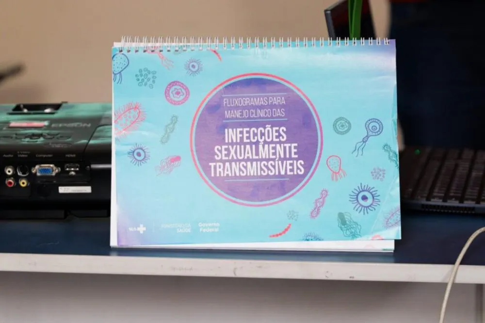 Prefeitura de Ferraz promove roda de conversa sobre prevenção e saúde no CRAS Bela Vista