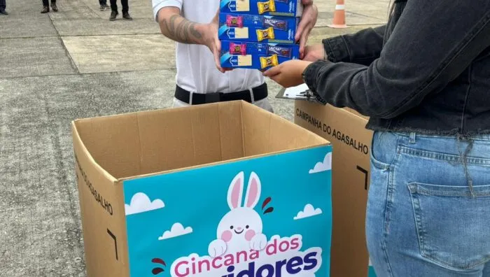 Gincana dos Servidores Solidários arrecada mais de 5 mil caixas de chocolate para crianças em Suzano