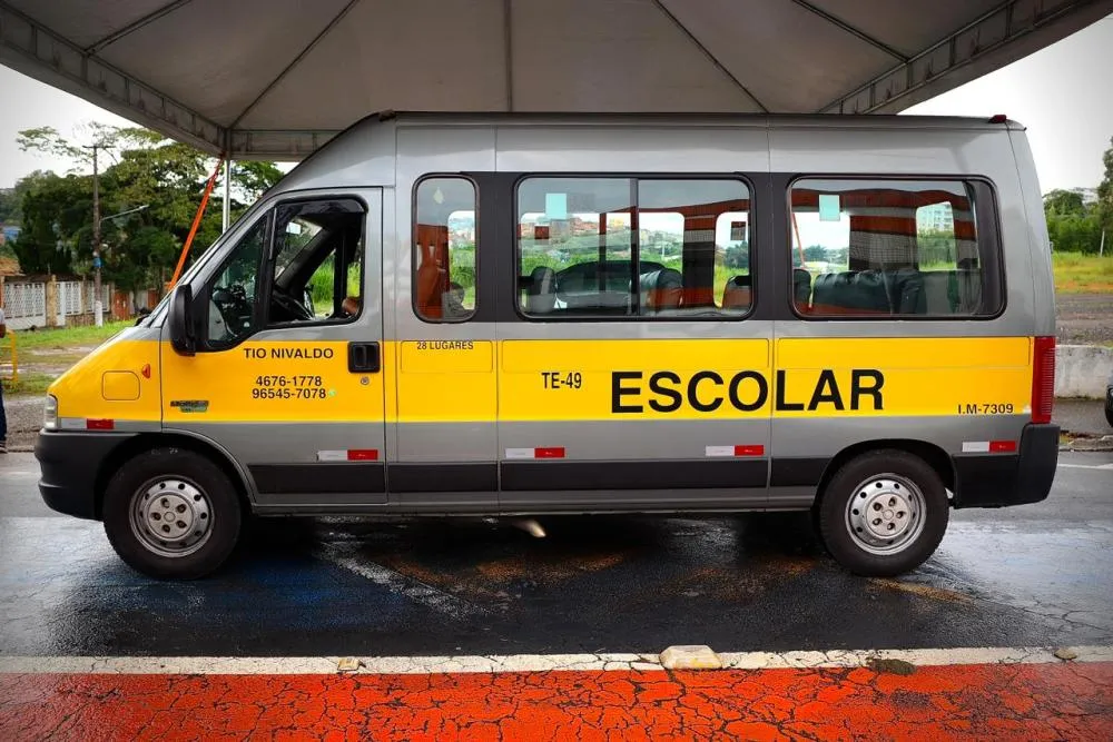 Prefeitura de Ferraz realiza vistoria de veículos escolares para renovação do alvará 2026