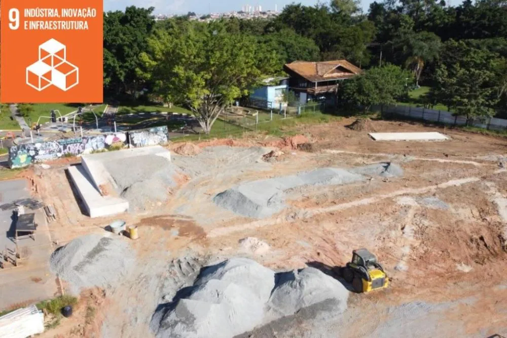 Itaquá avança no esporte com ordem de serviço para pista de pump track no parque ecológico