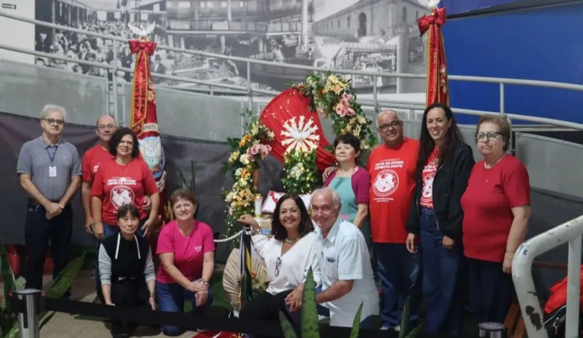 Mercado Municipal recebe Subimpério do Divino e reforça tradição em Mogi