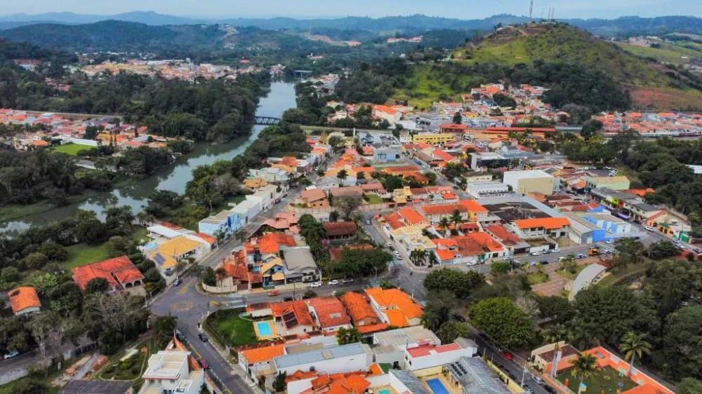 Guararema inicia campanha Maio Laranja de combate à violência infantil