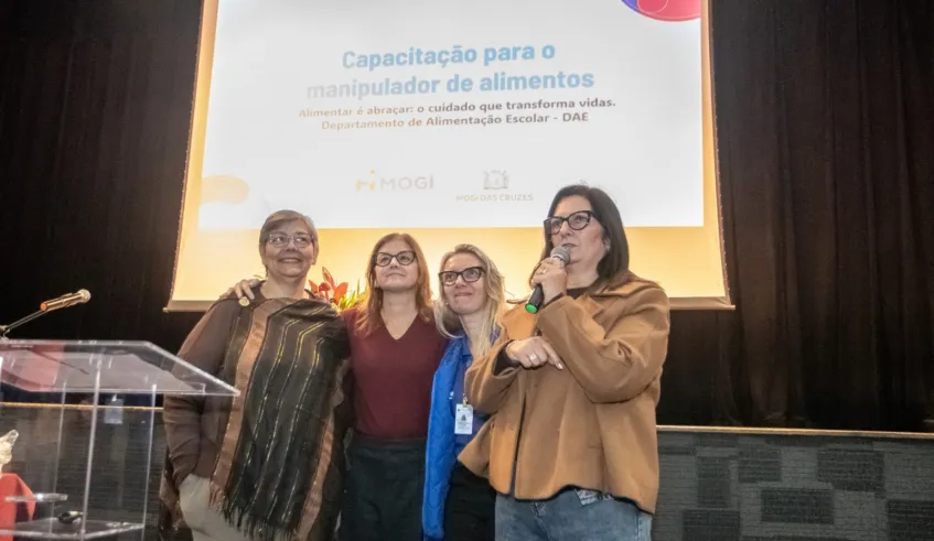 Mogi anuncia valorização de profissionais da merenda escolar