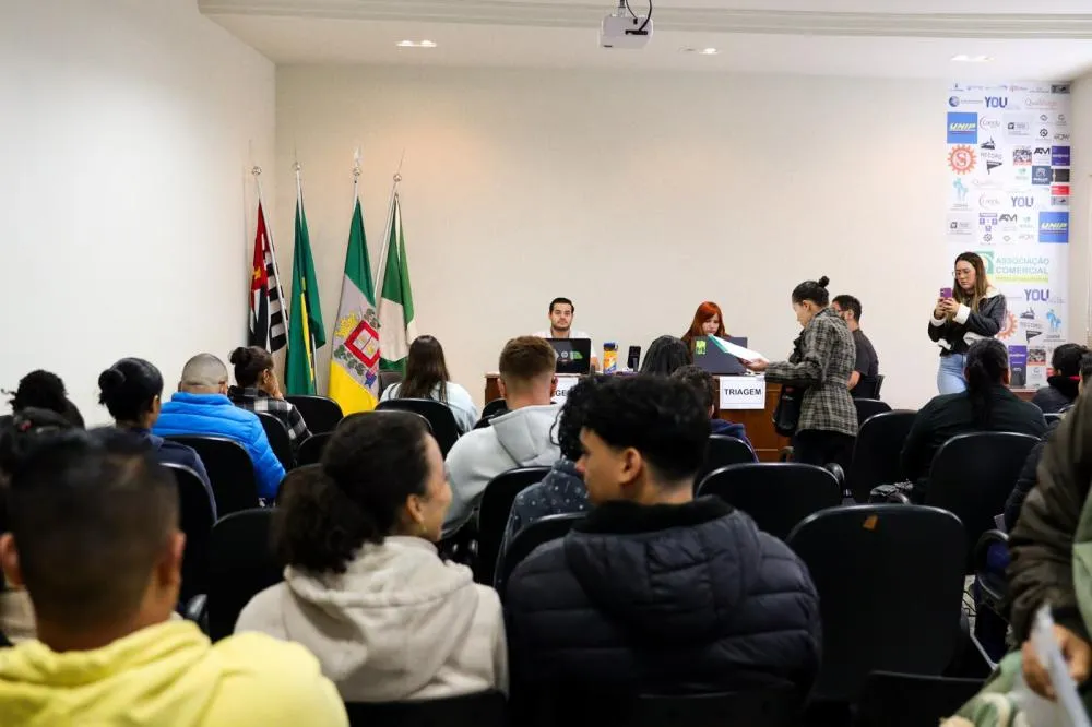 Feirão de Emprego em Ferraz terá mais de 1,1 mil vagas e serviços gratuitos