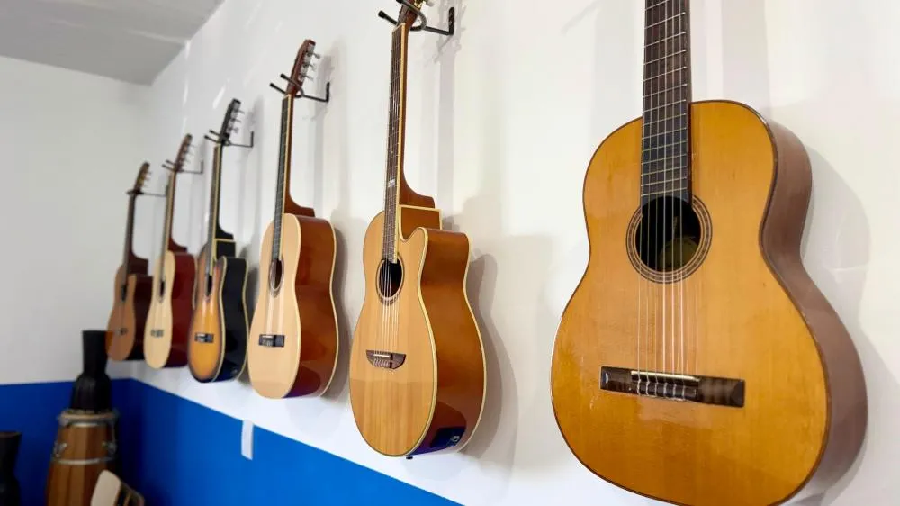 Prefeitura de Arujá entrega Escola Livre de Música revitalizada e amplia atendimento