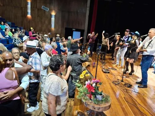 Guarulhos: Café Moda e Viola traz sertanejo raiz ao CEU Ponte Alta