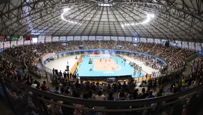 Fundo Social promove troca solidária para jogo do Suzano Vôlei