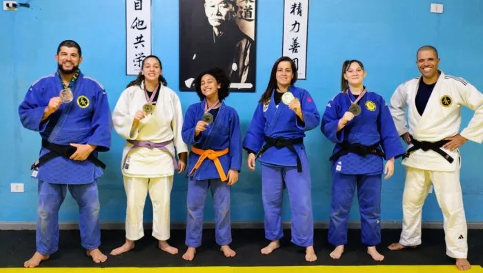 Judocas conquistam ouro e bronze em torneios