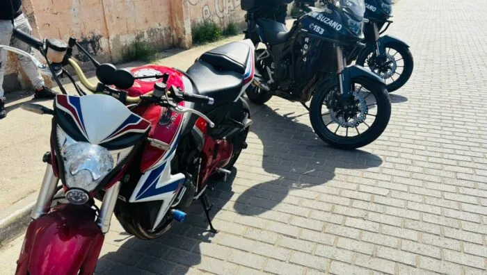 Romo apreende duas motocicletas em Suzano por irregularidades no trânsito