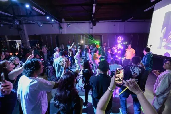 Balada Inclusiva para PCDs reúne 200 pessoas em espaço com muita diversão e alegria