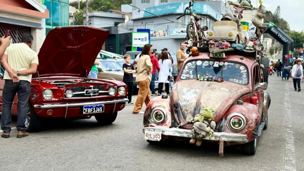 Nostalgia e empreendedorismo: Encontro Mensal de Antiguidades comemora 10 anos neste domingo (21)
