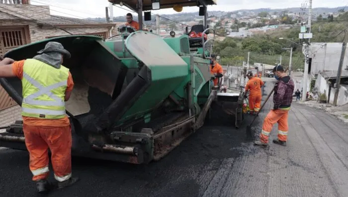 Prefeitura de Suzano inicia pavimentação de 14 ruas na Vila Fátima