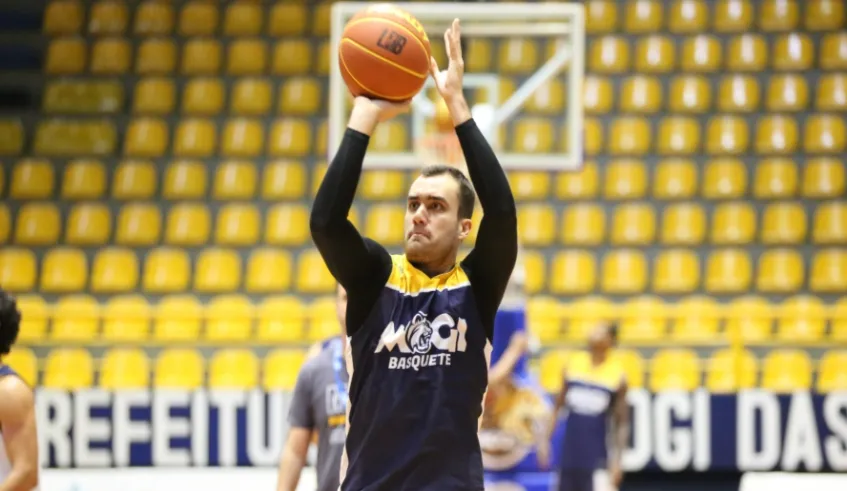 Mogi Basquete enfrenta Franca e arrecada leite em pó para o Fundo Social