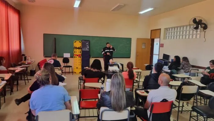 Saúde capacita profissionais da Atenção Básica para atendimento de emergências em Suzano