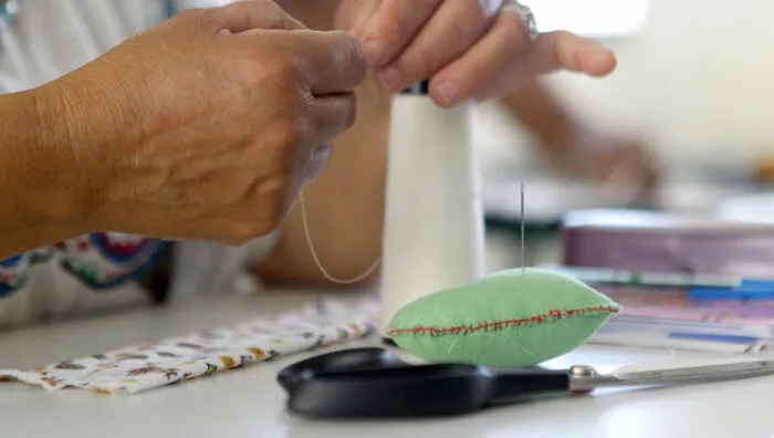 Saspe e Indes abrem 32 vagas para curso de corte e costura em Suzano