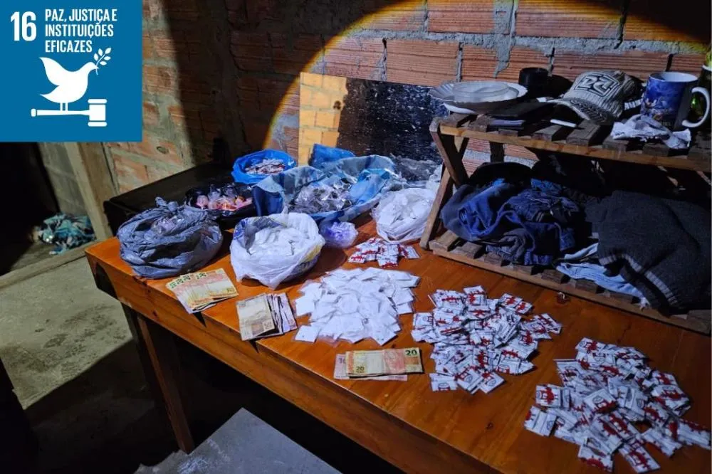 Itaquá: GCM desmonta duas casas-bomba; 1,1 mil porções