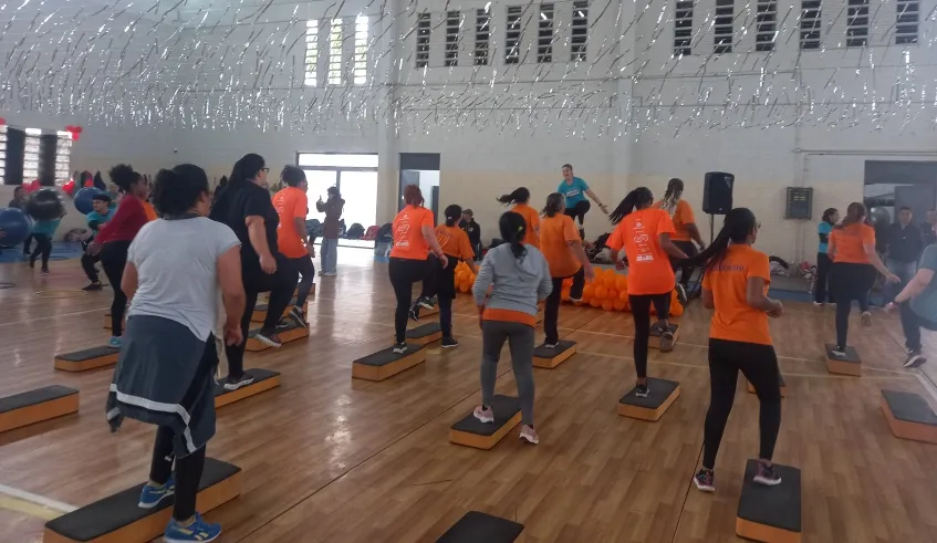 Circuito Fitness reúne 140 pessoas no Ginásio Paulo Kobayashi
