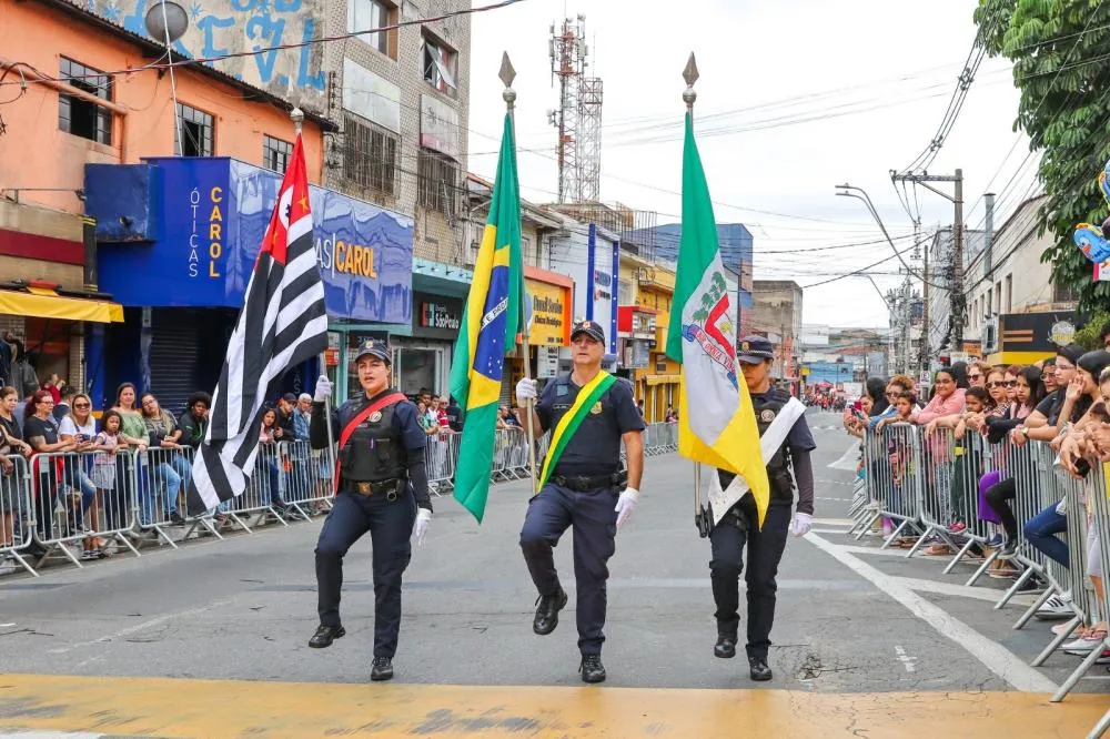 Ferraz terá desfile de 72 anos com 2 mil participantes