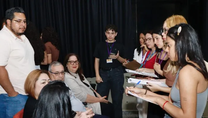 Prefeitura de Suzano e USP avançam com novo Plano de Turismo em encontro no Cineteatro