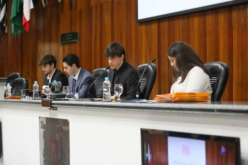 Câmara divulga 46 selecionados para Parlamento Estudantil 2025
