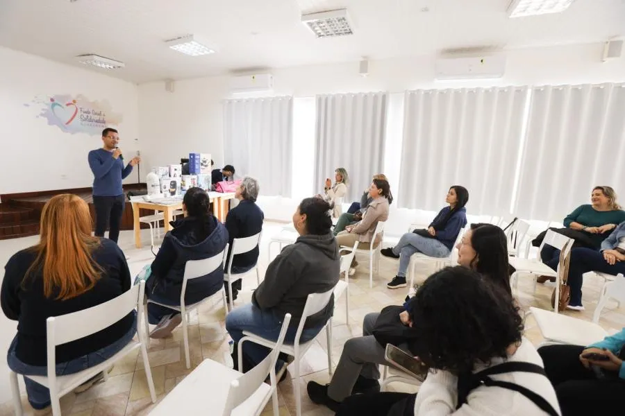 Guararema promove encontro do “Projeto Asmara” e reúne mulheres em ação de empreendedorismo