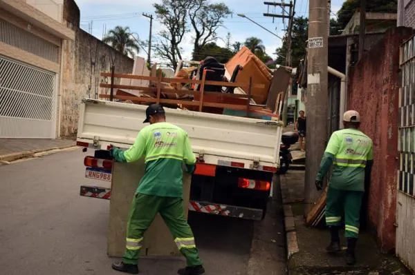 Cata-Tralha atende 18 bairros neste final de semana