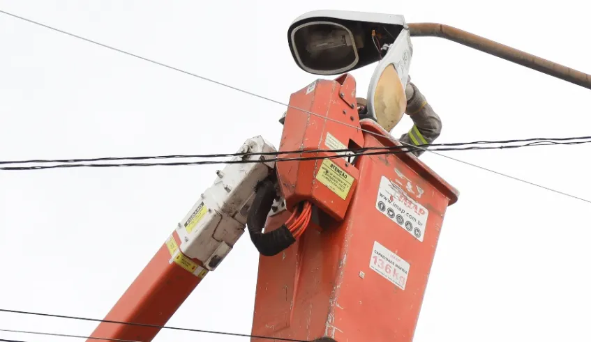 Mogi das Cruzes intensifica manutenção de iluminação pública em toda a cidade