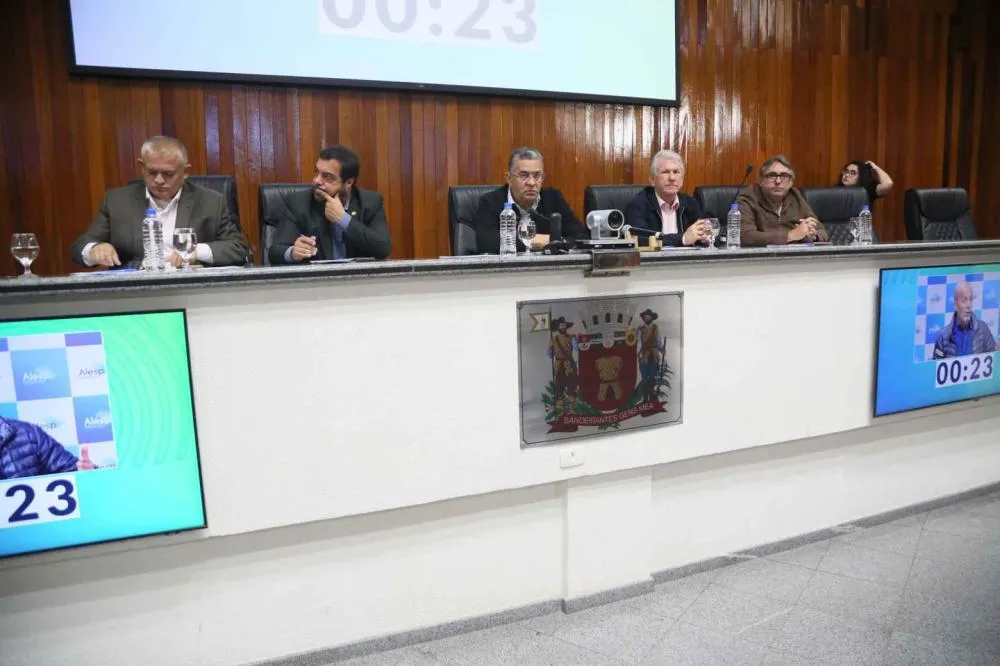Alesp debate Orçamento 2026 em audiência pública na Câmara de Mogi