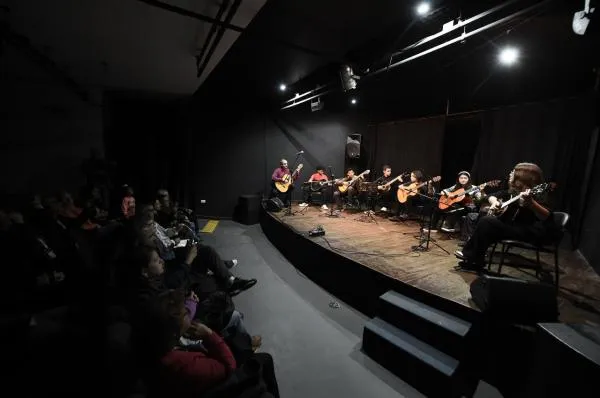 Clubinho do Violão leva ao palco crianças do Conservatório Municipal de Artes de Guarulhos