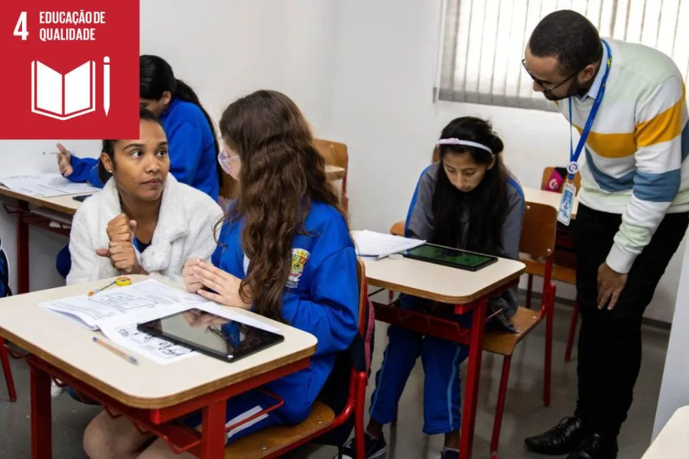 Escola bilíngue de Itaquá é destaque em e-book nacional sobre educação inclusiva