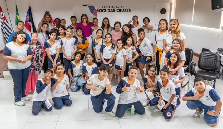 Mogi das Cruzes: Conselhos Mirins participam de encontro com a prefeita Mara Bertaiolli