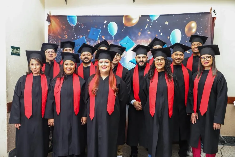 Noite de sexta é marcada pela 1ª formatura da Univesp de Ferraz de Vasconcelos