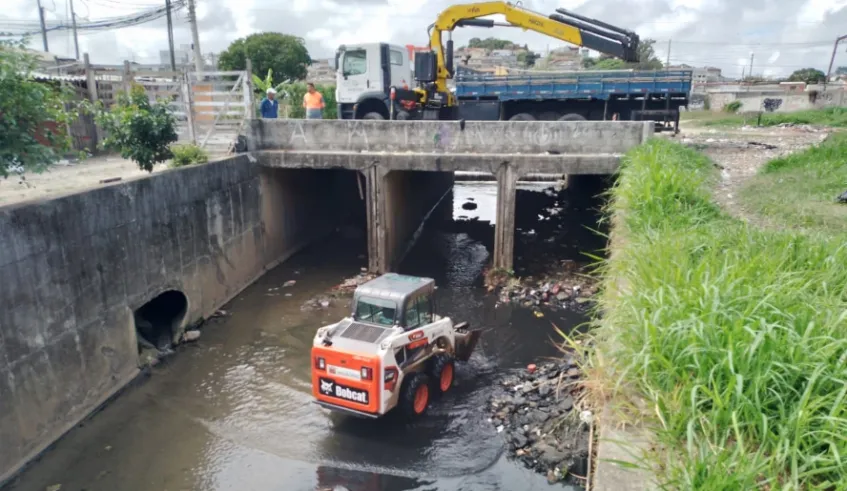 Prefeitura de Mogi remove 192 toneladas de material do Córrego dos Canudos
