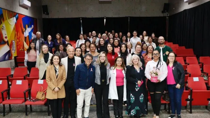 Servidoras municipais participam da palestra ‘Cuidar e Sentir’