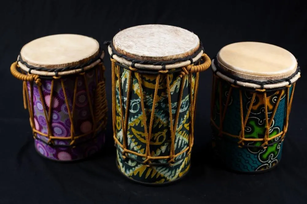 Ferraz oferece oficina de instrumentos musicais feitos com canos de PVC reciclados