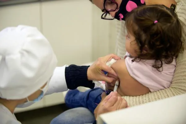 Guarulhos abre 4 UBS no sábado e reforça vacina da pólio