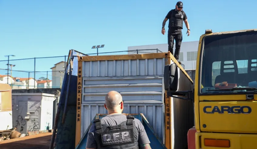 GCM e Fiscalização encerram dois comércios irregulares em Mogi das Cruzes