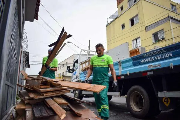 Guarulhos realiza Operação Cata-Tralha em três bairros neste fim de semana