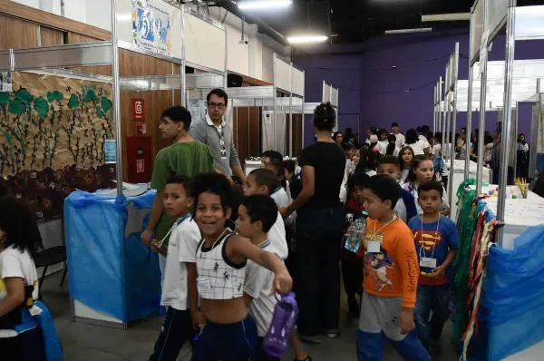 Semana do Conhecimento reúne 5,7 mil visitantes no Adamastor e premia projetos