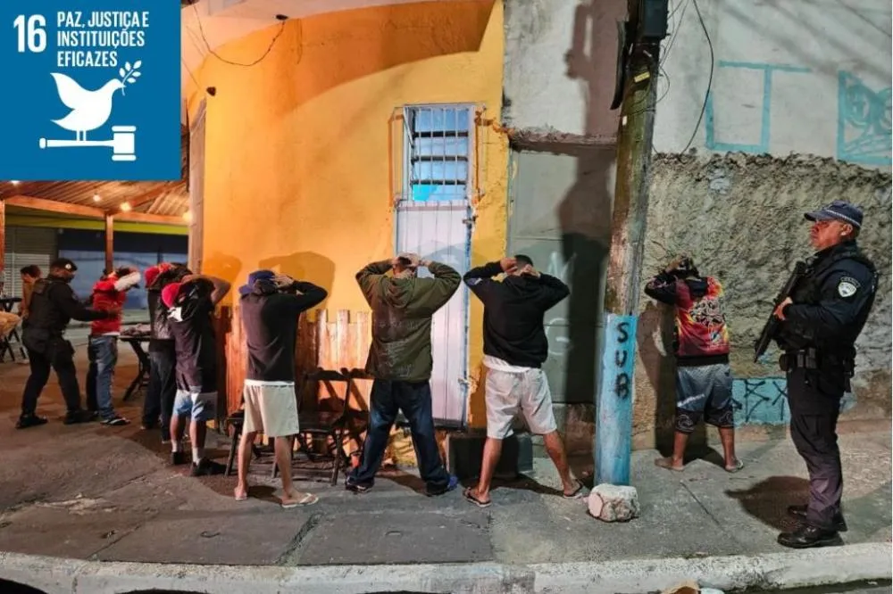 GCM de Itaquá recupera motocicleta roubada e desarticula casa-bomba